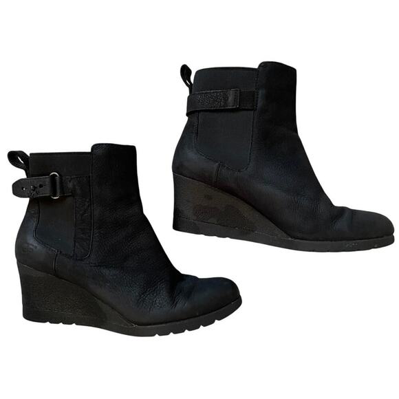 UGG Indra Waterproof Leather Wedge Boots | Black Shearling Chelsea, Size 6.5 - Picture 1 of 9